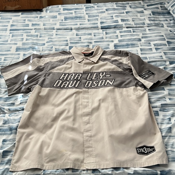 4 Harley Davidson button up shirts! - Picture 10 of 11